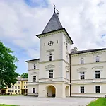 Bildungshaus Schloss Krastowitz *