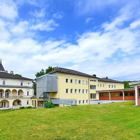 Bildungshaus Schloss Krastowitz מלון קלגנפורט