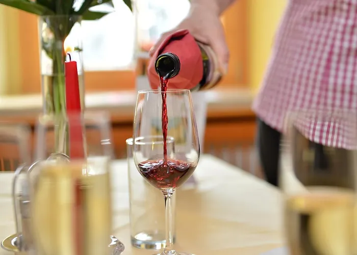 מלון Bildungshaus Schloss Krastowitz קלגנפורט