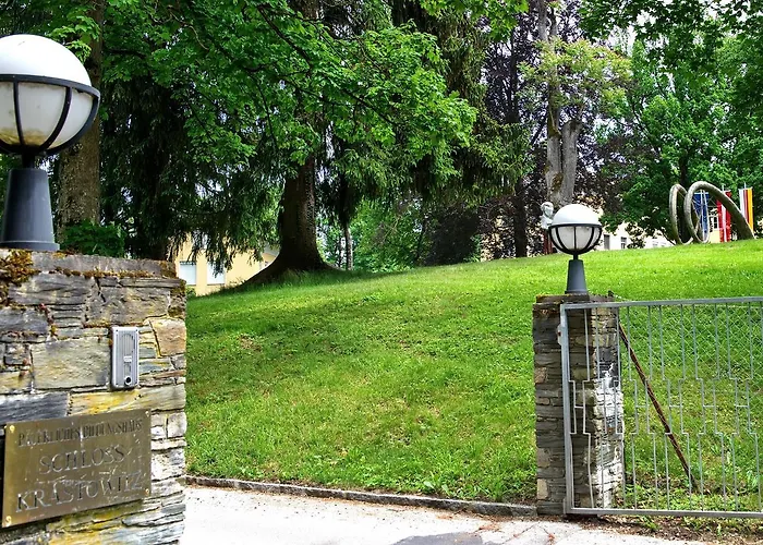 Bildungshaus Schloss Krastowitz מלון