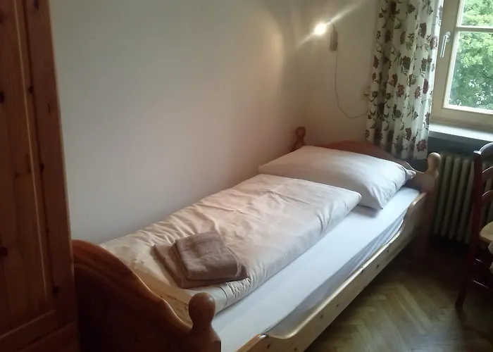 Bildungshaus Schloss Krastowitz * קלגנפורט